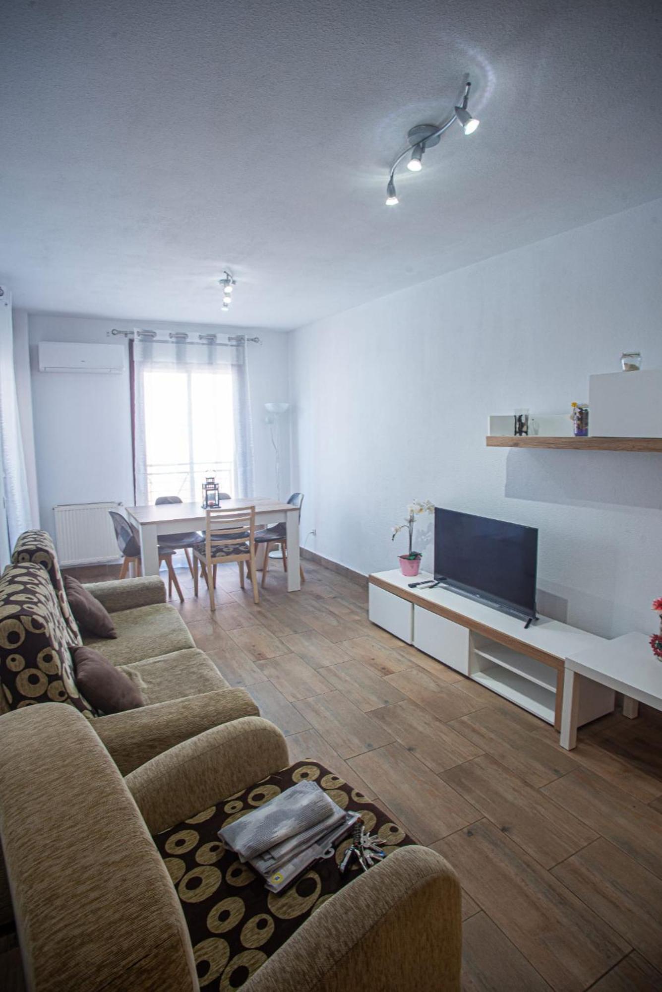 Parking Gratis, Alcala Magna Apartment *